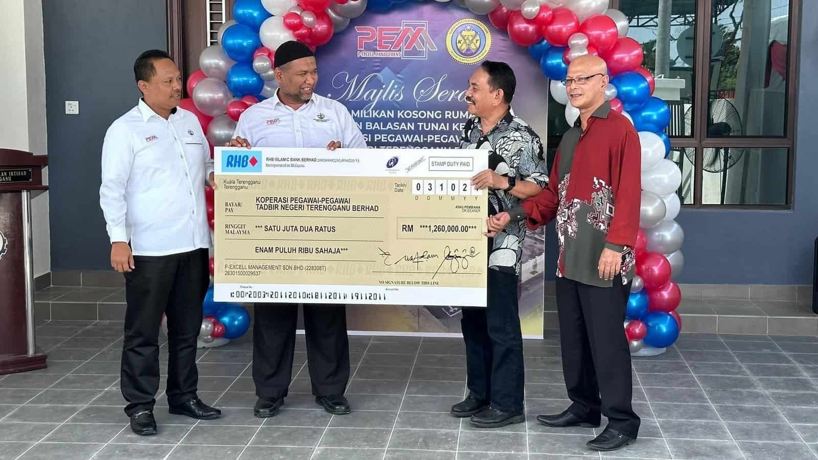 Majlis Serahan Milikan Kosong Rumah dan Balasan Tunai